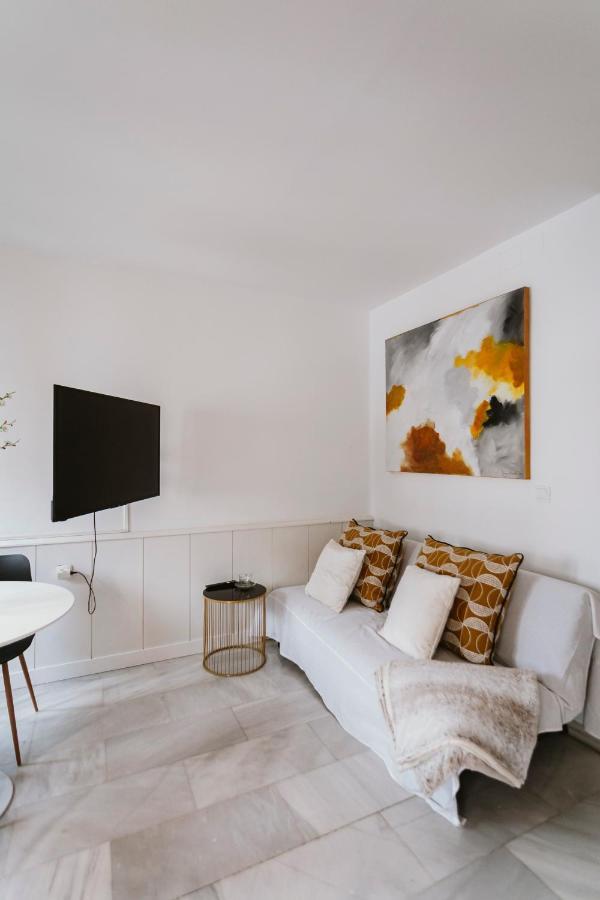 Complete Studio With Terrace - 1Bth- La Giralda Appartement Sevilla Buitenkant foto